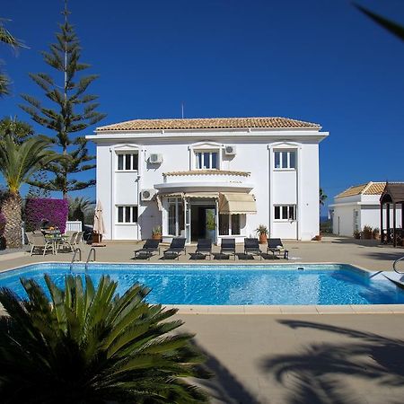 Villa Georgia Pernera Exterior photo
